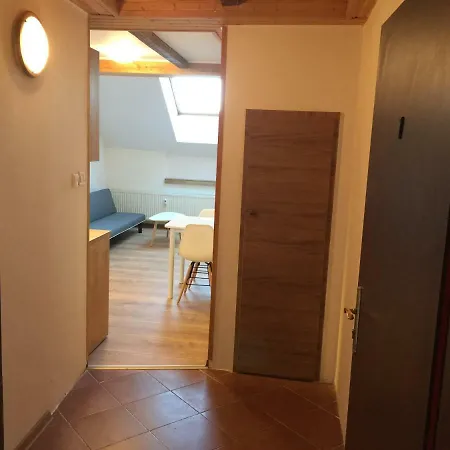 Charlotte City Centre Apartman Διαμέρισμα Košice